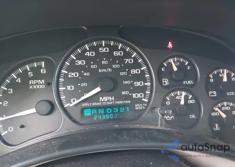 2002 Chevrolet Suburban 1500 Lt z USA, uszkodzony, nr VIN 3GNEC16T32G350572